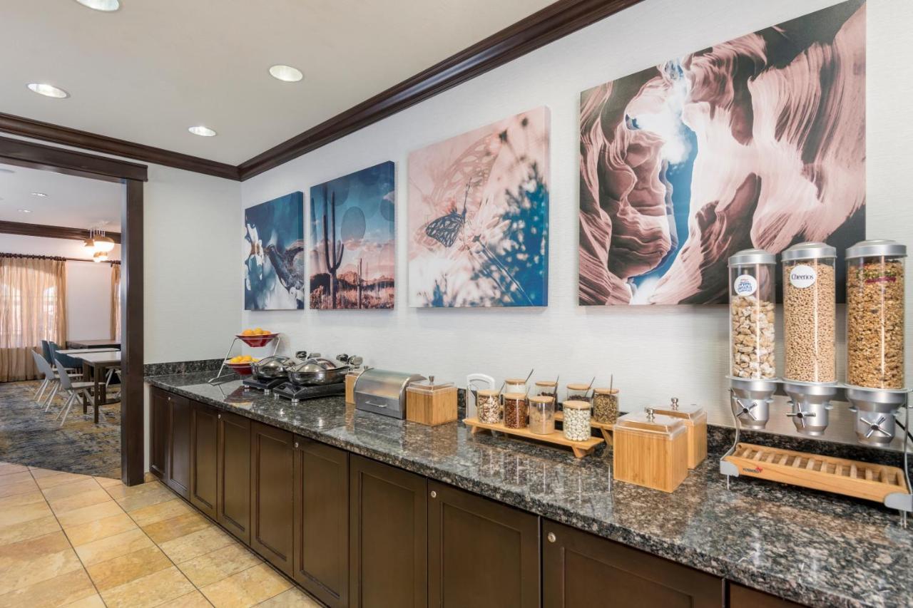 Towneplace Suites By Marriott Tucson Williams Centre Bagian luar foto