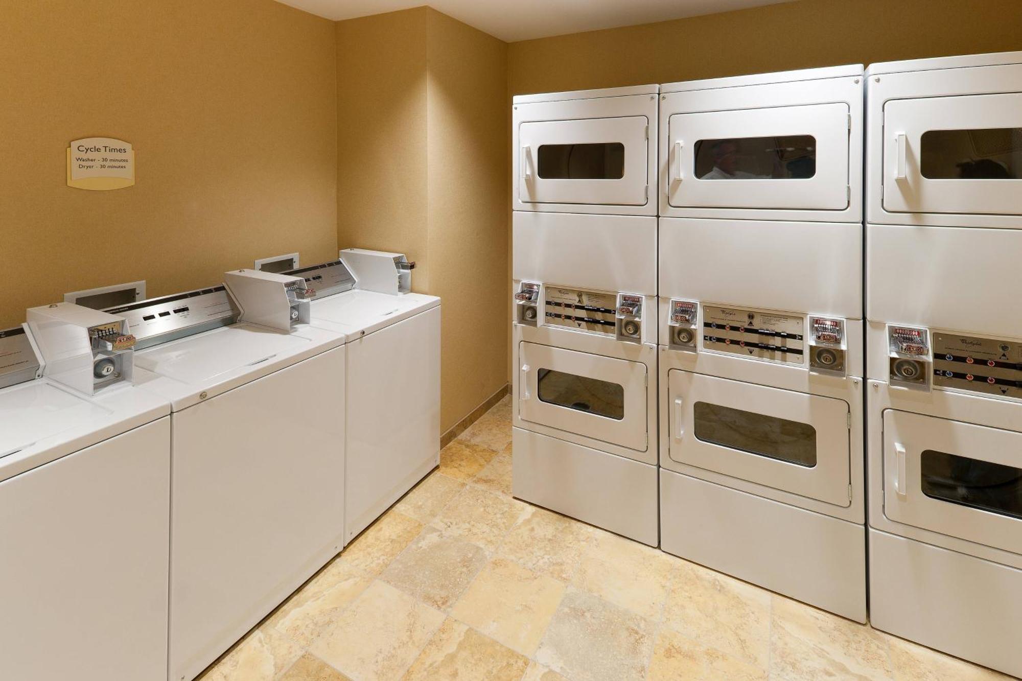 Towneplace Suites By Marriott Tucson Williams Centre Bagian luar foto